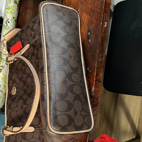 Coach tote - Picture 6 of 6